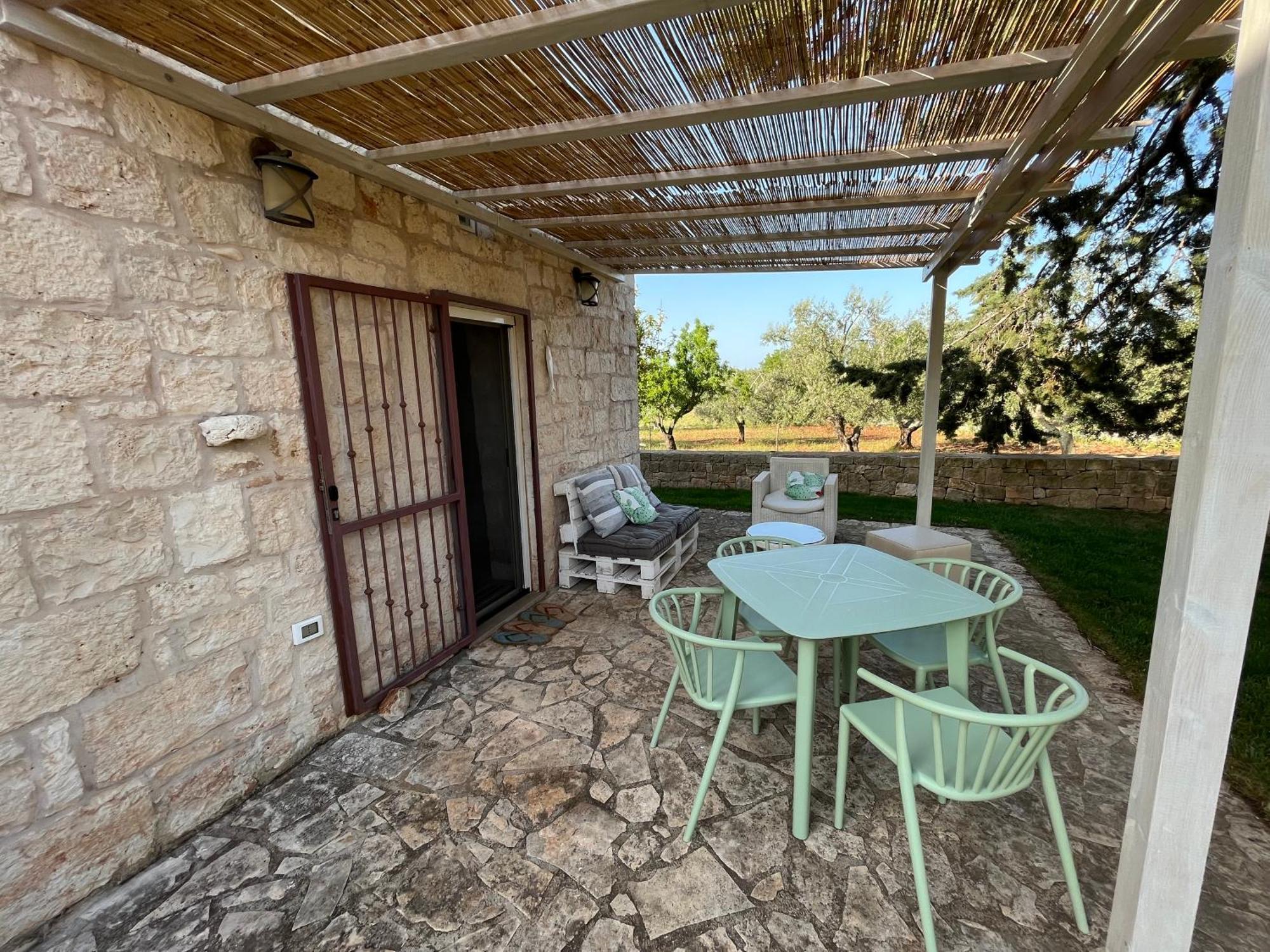 Villa Dominique Relax A Pochi Kilometri Dal Mare 카로비그노 외부 사진