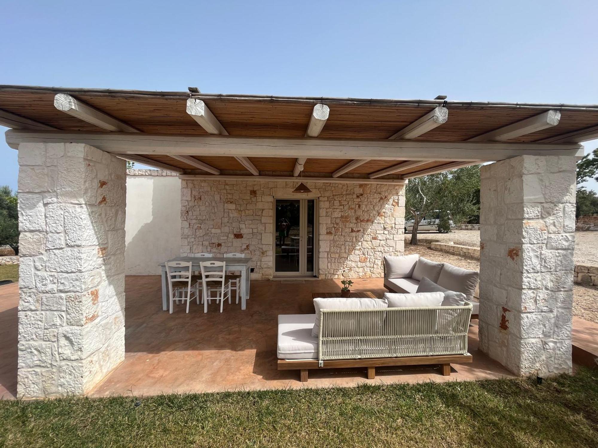 Villa Dominique Relax A Pochi Kilometri Dal Mare 카로비그노 외부 사진